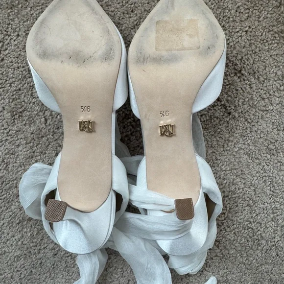 Badgley Mischka Women's Blaze Pumps - Picture 5 of 5